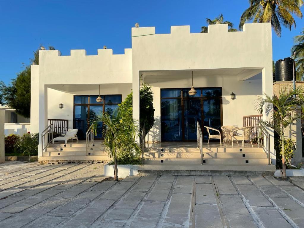 פאג'ה Jambo Beach Hotel מראה חיצוני תמונה