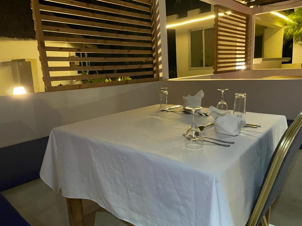 פאג'ה Jambo Beach Hotel מראה חיצוני תמונה